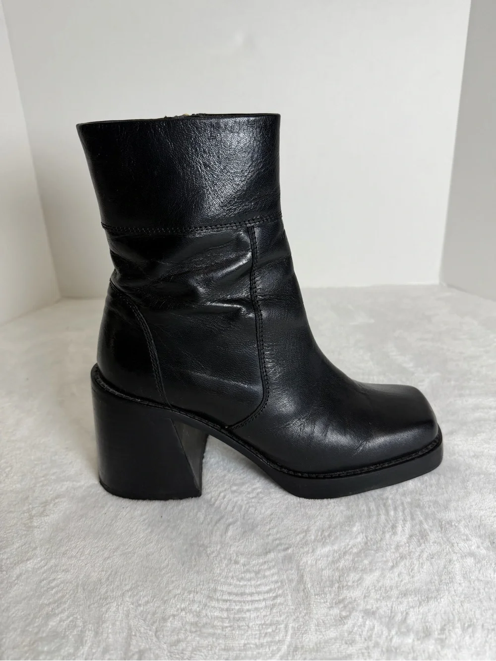Steven Madden Black Leather Square-Toe Block Heel Ankle Boots Size 8